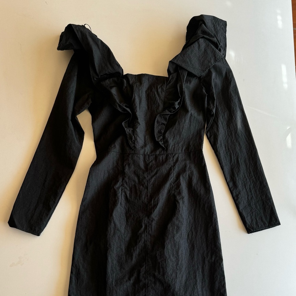 H&M Ruffle Dress size XS - Picture 2 of 3